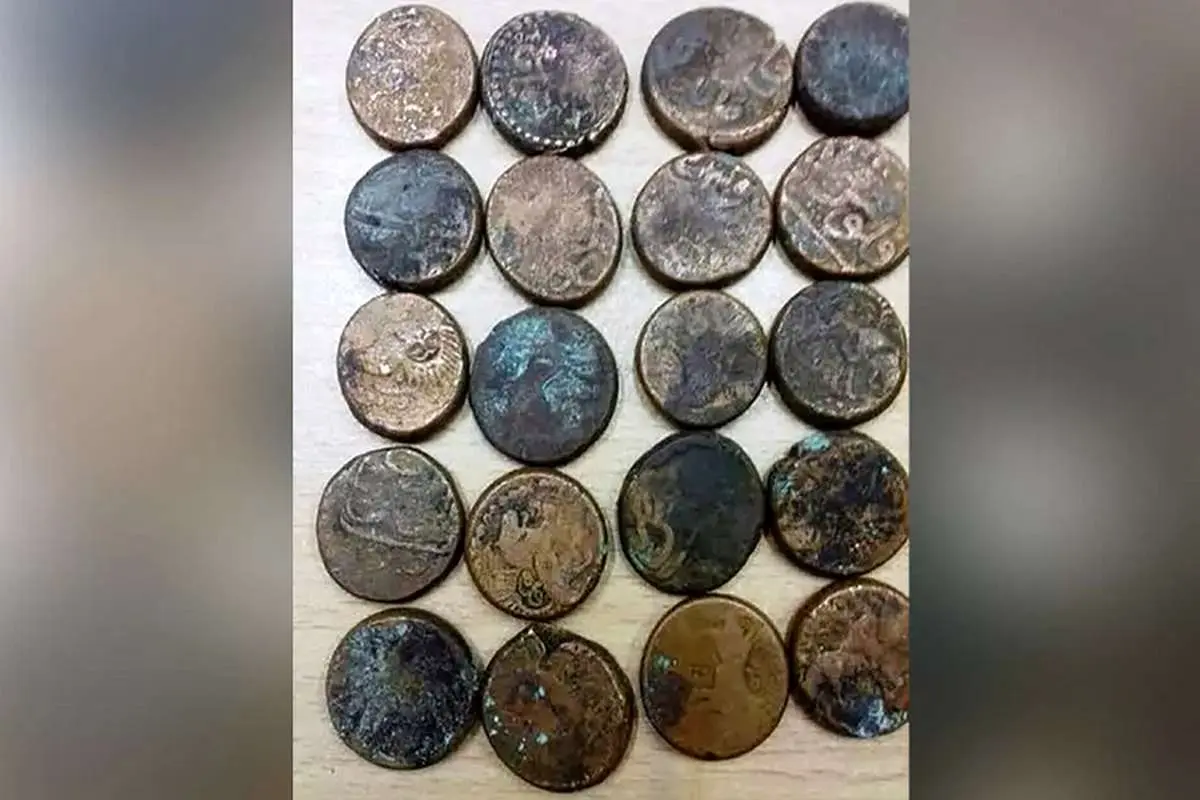 کشف ۱۰ سکه تاریخی مسی «چین» در زابل