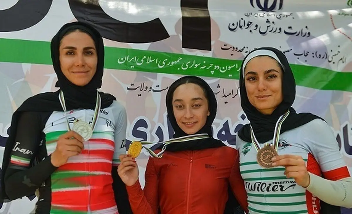 (ویدئو) پخش ناگهانی تصاویر دوچرخه‌سواری زنان در حرم امام!
