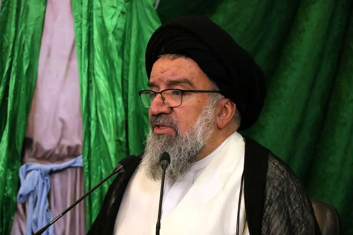 احمد خاتمی: ایادی منافقین اغتشاشات سال گذشته را ایجاد کردند/ مسئولان بیش از این اجازه هتک حرمت حجاب را ندهند