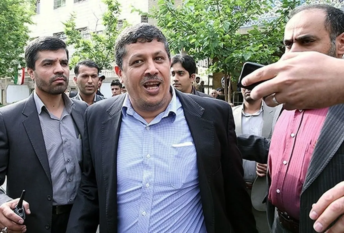 وکیل مهدی هاشمی: پس از ۷ سال و نیم حبس به صورت مشروط آزاد شد
