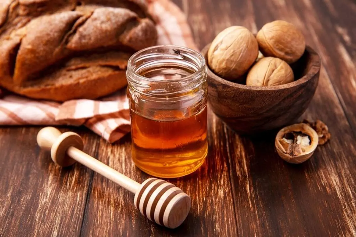 ترکیب گردو و عسل با شما چه میکند!