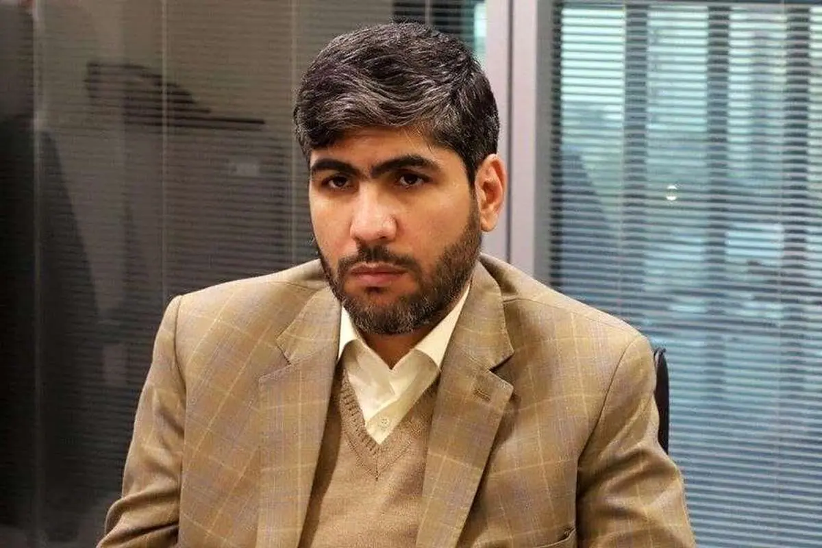 لطیفی: بنای دولت تعطیلی پنجشنبه است