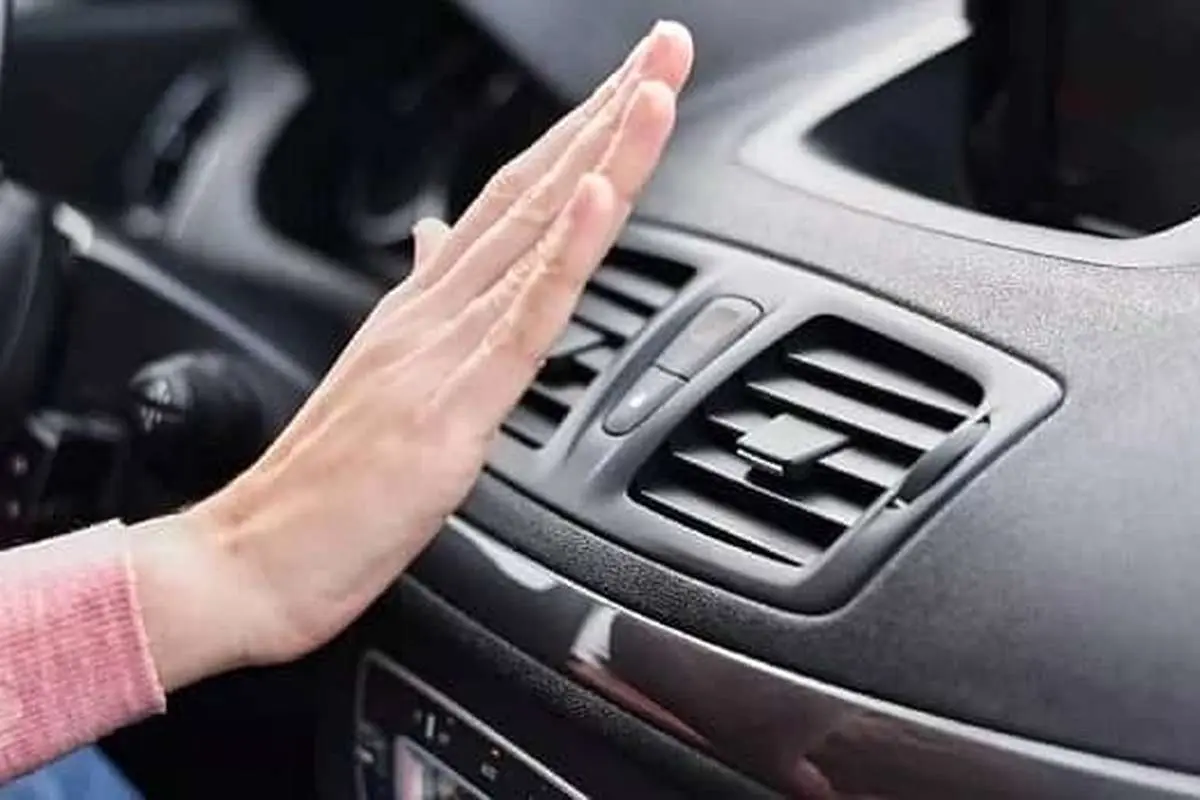 چرا کولر ماشین باد گرم می دهد؛ مهمترین دلایل و راه حل