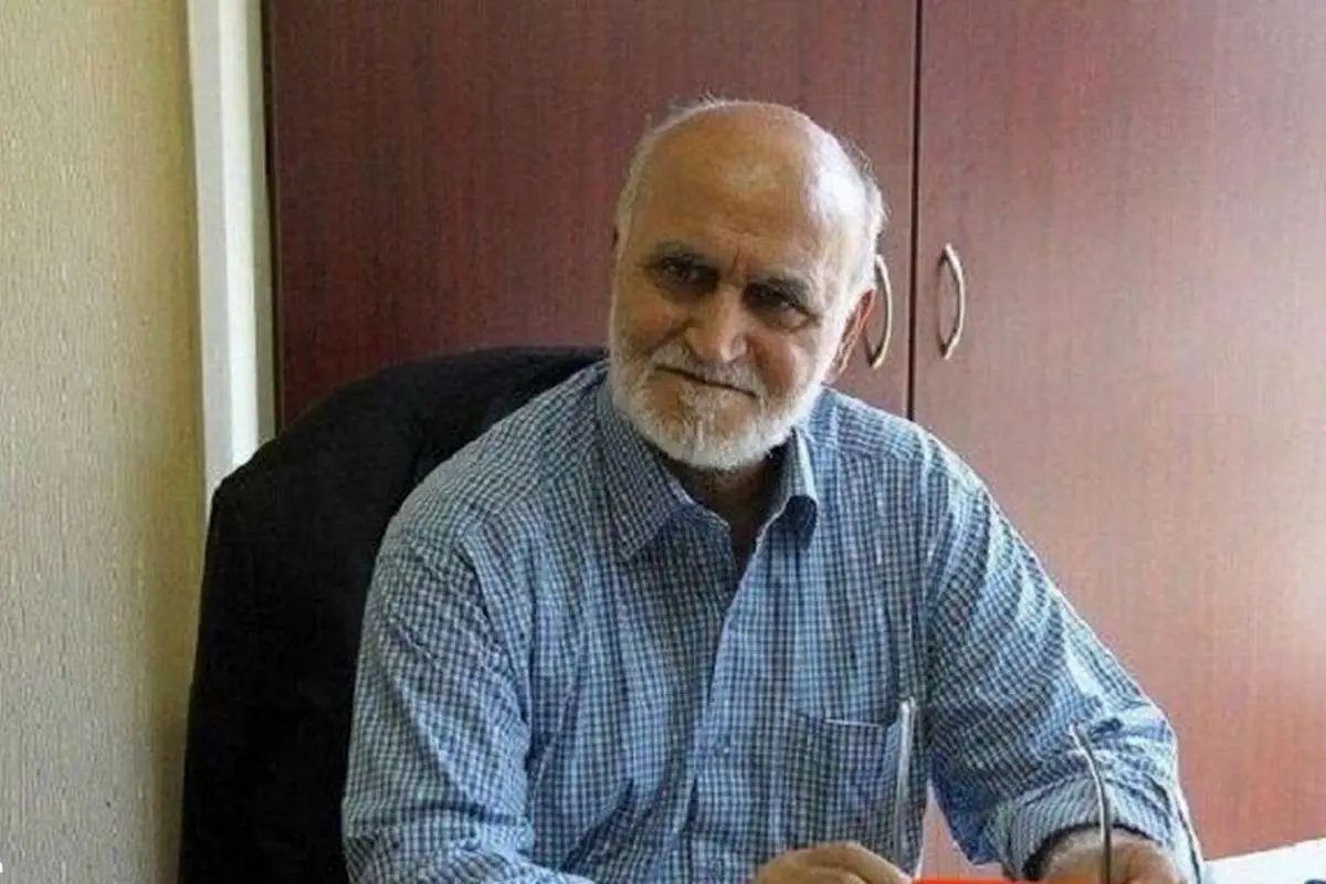 بازیکنان استقلال در هتل سیگار میکشیدند!