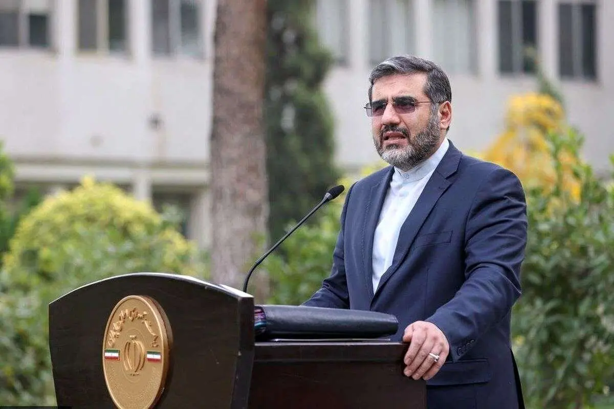 واکنش وزیر ارشاد درباره واگذاری مجوز سریال‌های نمایش خانگی به صدا و سیما