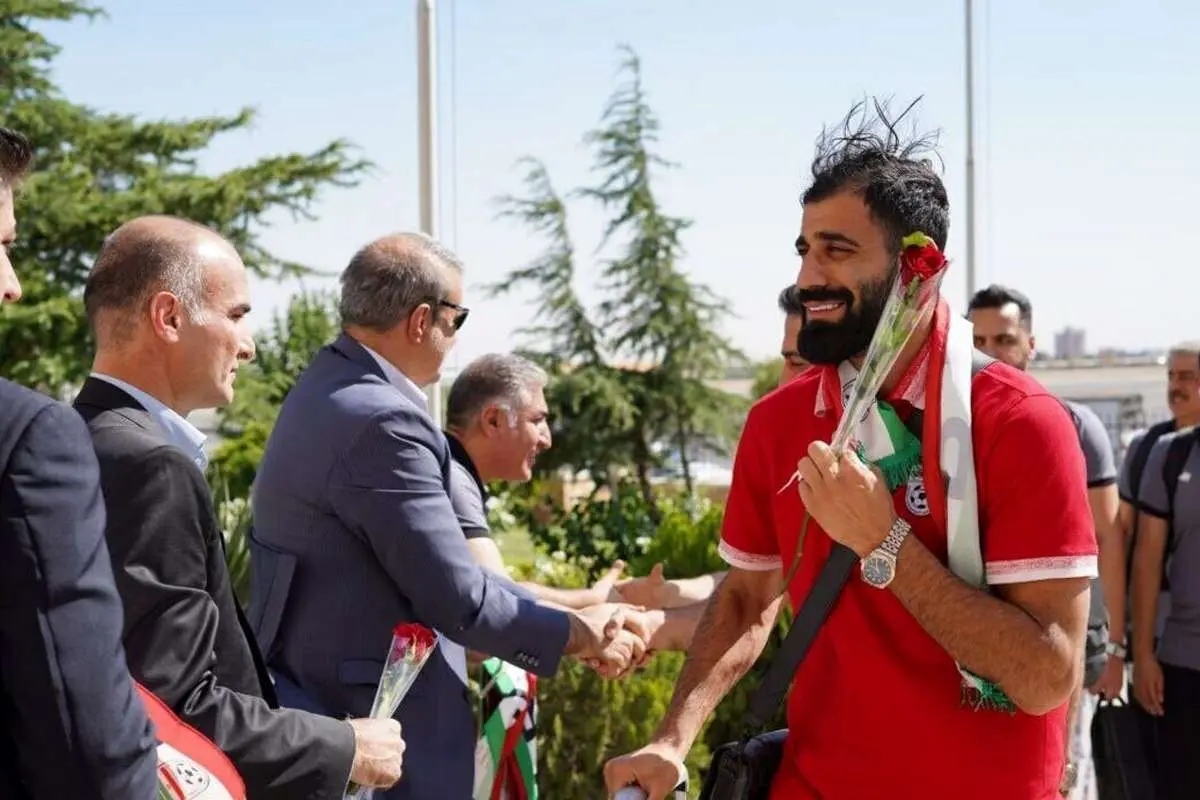 فرهاد مجیدی به دنبال خرید مدافع ملی پوش پرسپولیسی!
