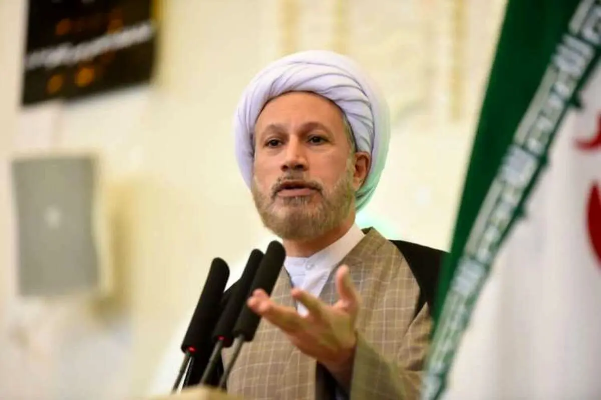 امام جمعه شیراز: در دولت کار‌های بزرگی انجام می‌شود؛ اما دیده نمی‌شود