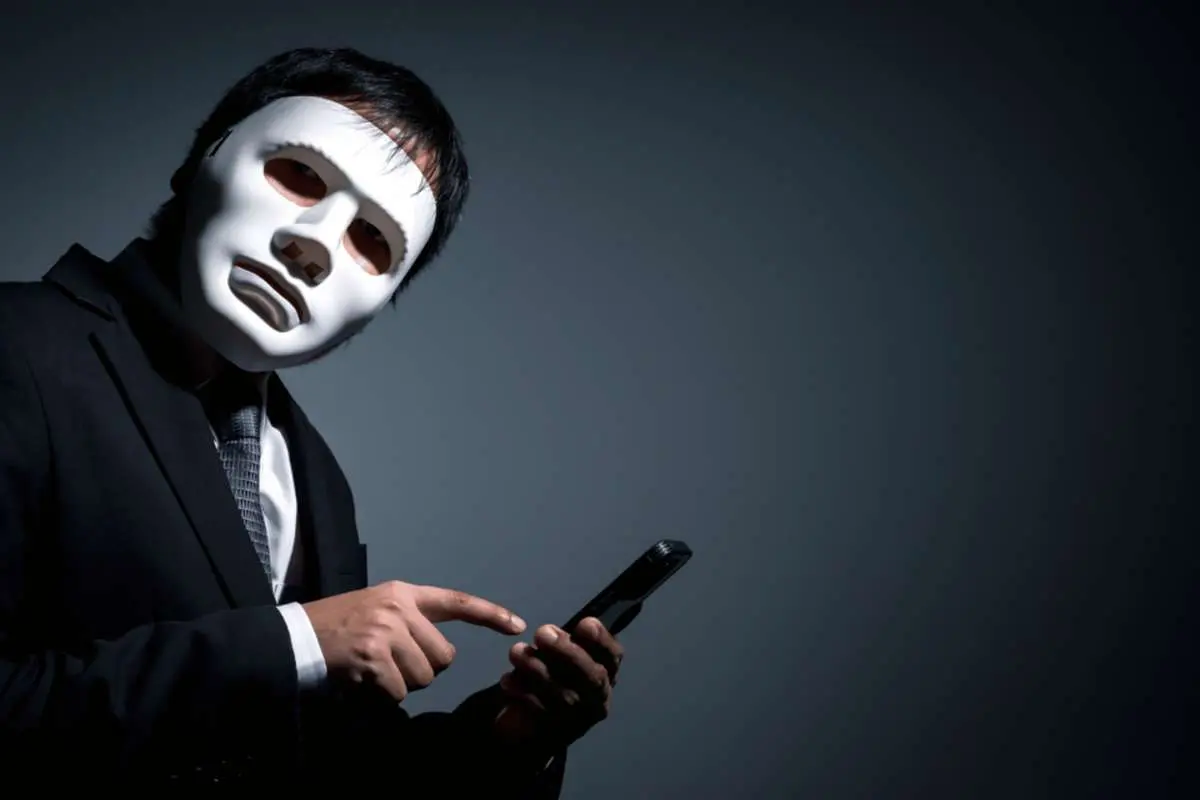 چگونه کلاهبرداران از روانشناسی استفاده می کنند؟ / شیطان در جزئیات است