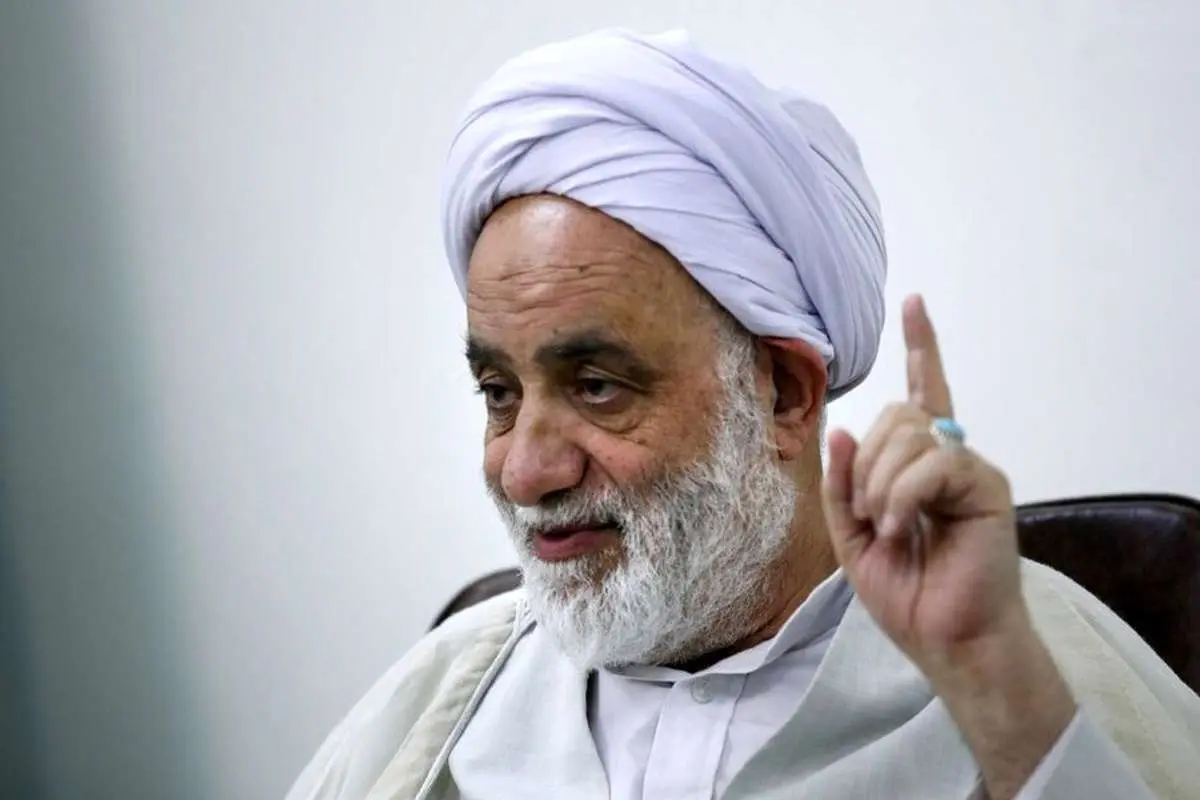 تصویری جالب از حجت الاسلام قرائتی در دوران جوانی