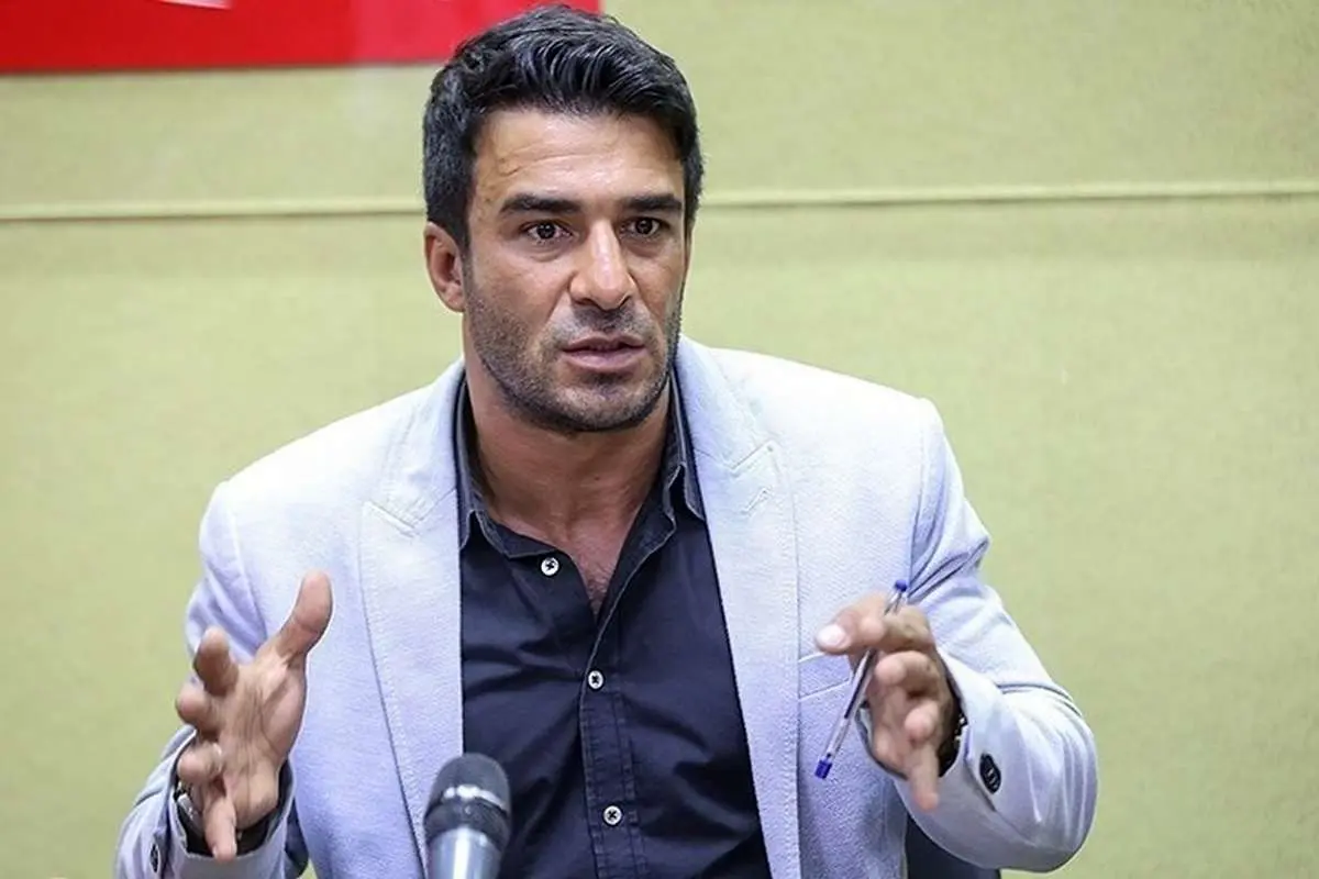 (ویدئو) سقوط و مصدومیت شدید یوسف تیموری در برنامه تلویزیونی