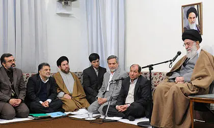 عکس>صدور شناسنامه جدید برای رهبر انقلاب