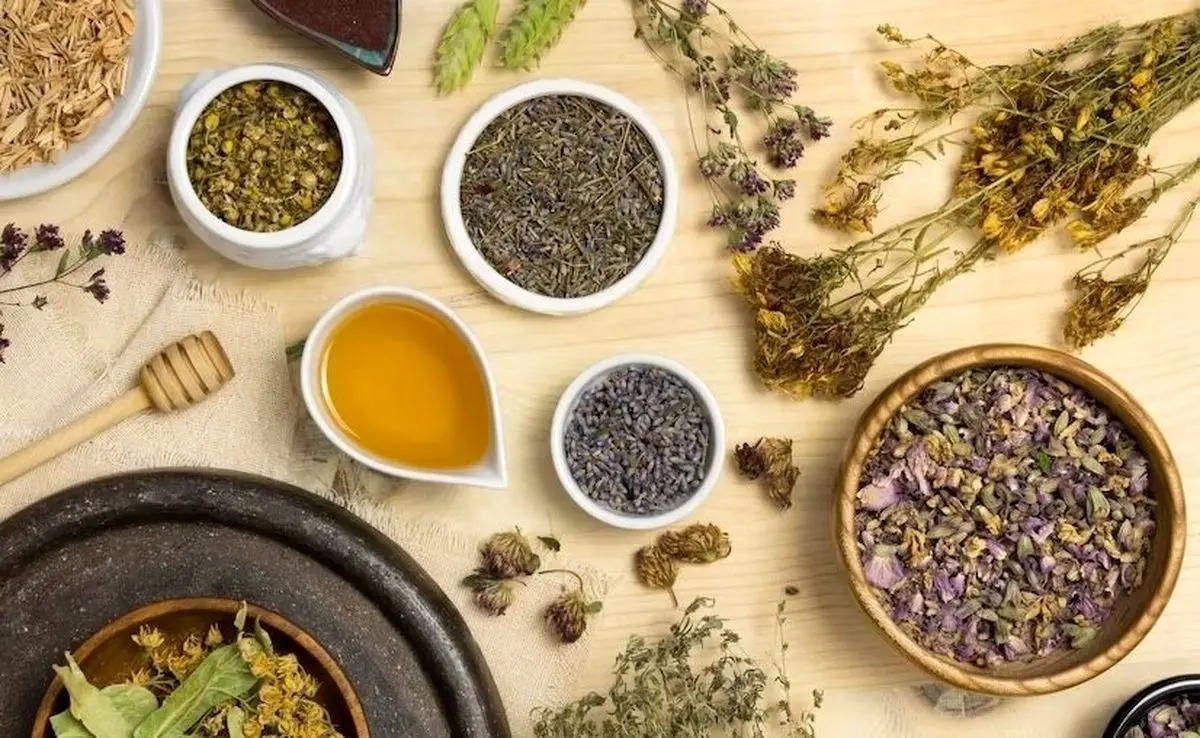 دمنوش‌های گیاهی مناسب تابستان و هوای گرم