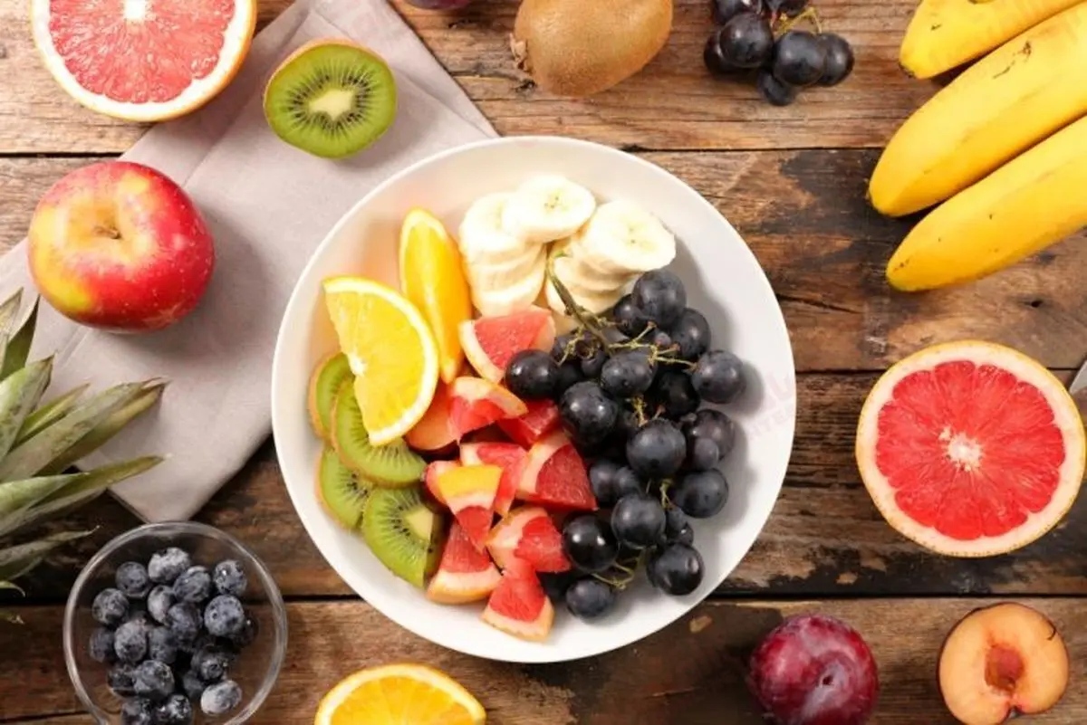 خوردن میوه بعد از غذا بهتر است یا قبل از آن؟