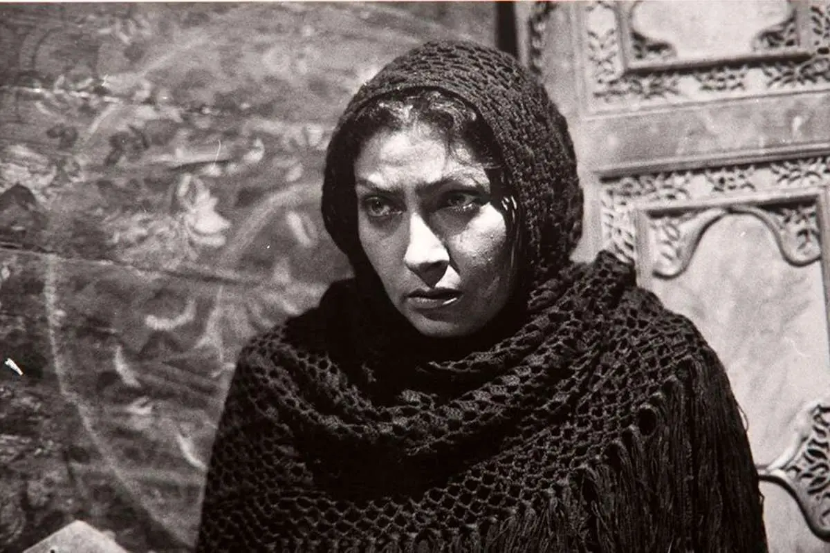 زنی در جمع شیطانصفتها/ نگاهی به نقش فروغالزمان فرجامی در پرده آخر