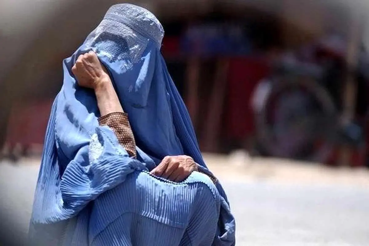 ازدواج جنجالی مقام ۶۰ ساله طالبان با دختر ۱۸ ساله!