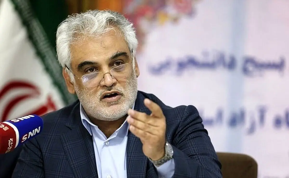 رئیس دانشگاه آزاد: باید به نقطه‌ای برسیم که جوانان ۱۸ ساله را یک بار به راهیان نور بفرستیم