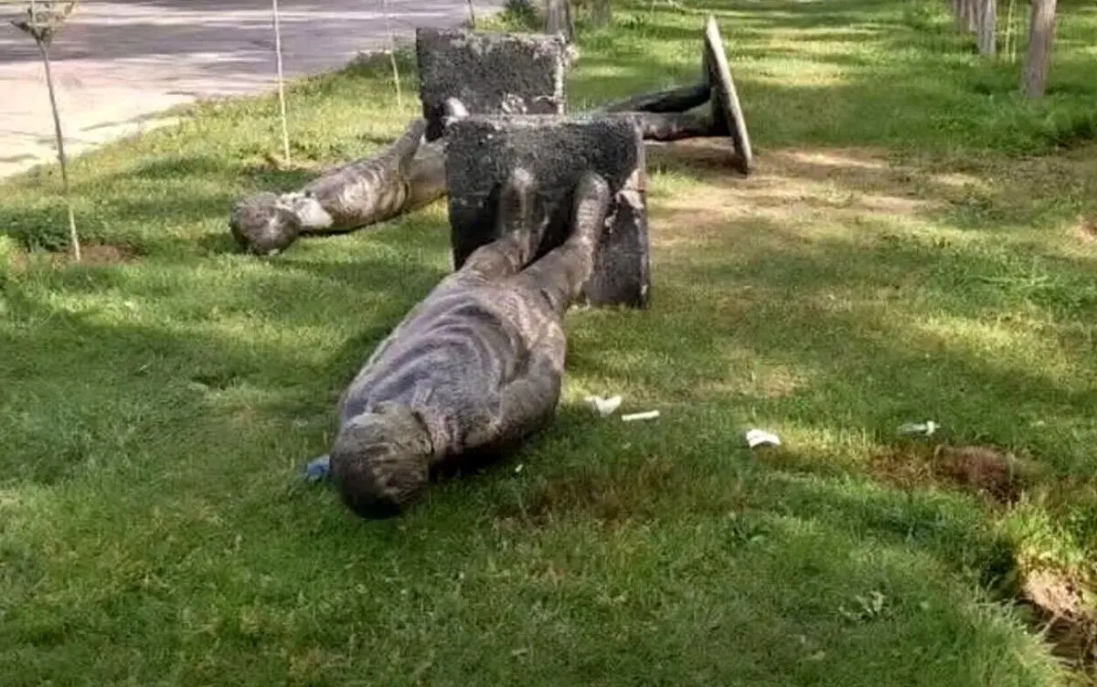 سقوط مرگبار یک مجسمه جان نوجوان ۱۱ ساله را گرفت