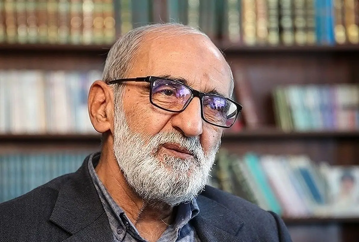 شریعتمداری: بسیاری از گزارش‌های دروغ علیه نظام که در خارج از کشور مطرح می‌شود را از داخل می‌گیرند