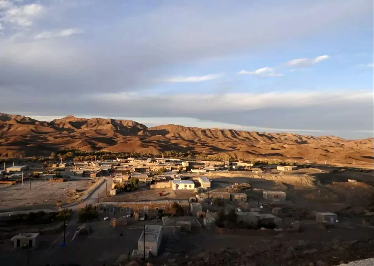 سیه‌مار کودکان را در سرباز می‏‌کشد