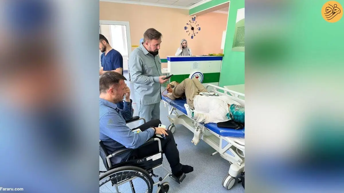 (ویدئو) بلایی که عناصر رهبر چچن بر سر یک روزنامه‌نگار آوردند
