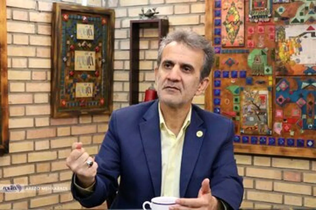 موسوی چلک: فشار ها مردم را به سمت الکل می‌برد؛ مصرف الکل نوعی سبک زندگی‌ شده