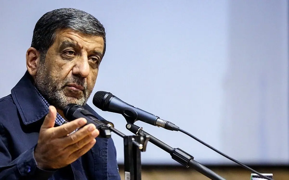 ضرغامی: مجسمه سرباز هخامنشی به کشور بازگشت / از ابتدای دولت ۳۰ اثر تاریخی به کشور برگشته