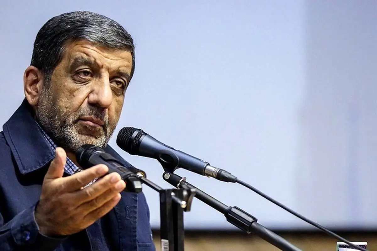 ضرغامی: مجسمه سرباز هخامنشی به کشور بازگشت / از ابتدای دولت ۳۰ اثر تاریخی به کشور برگشته