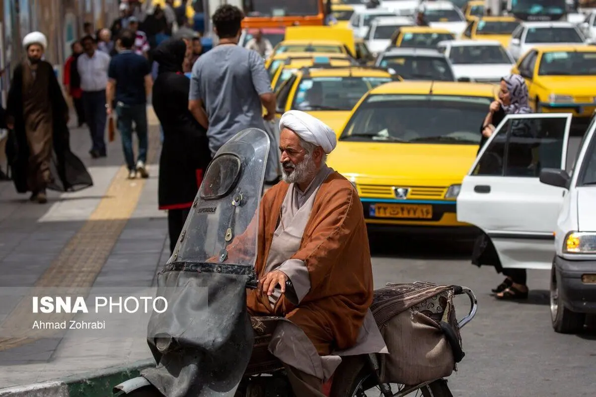 (تصاویر) آلودگی و خیزش گرد و خاک در قم
