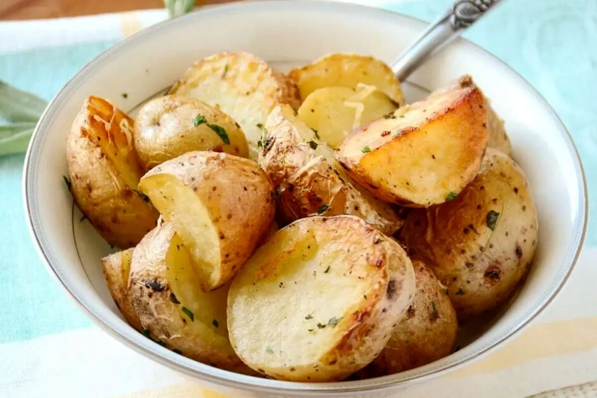 اگر هر روز سیب‌زمینی بخورید چه اتفاقی برای بدن‌تان رخ خواهد داد؟