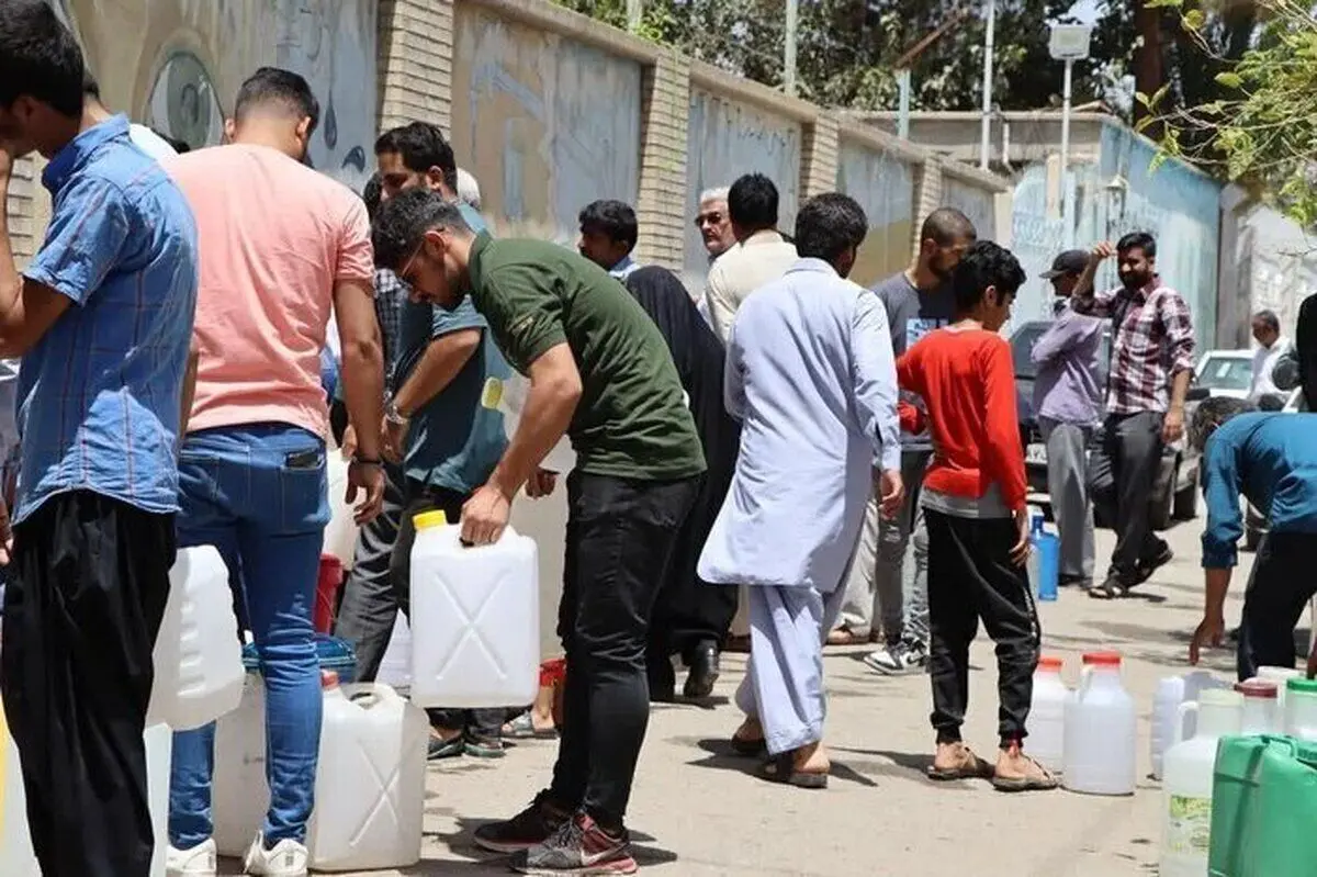 عکسی تلخ از زاهدان، بدون آب و در گرمای ۵۰ درجه