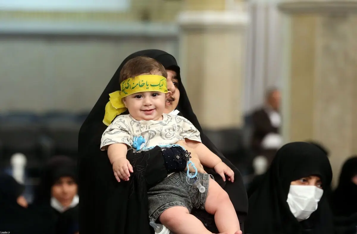 (تصاویر) دیدار جمعی از فضلا، طلاب و مبلغین با رهبر انقلاب