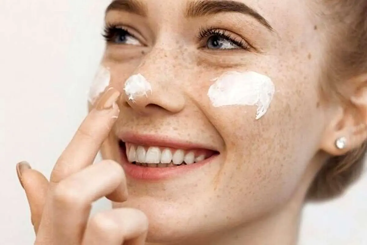 بهترین کرم های ضد آفتاب بی رنگ خارجی