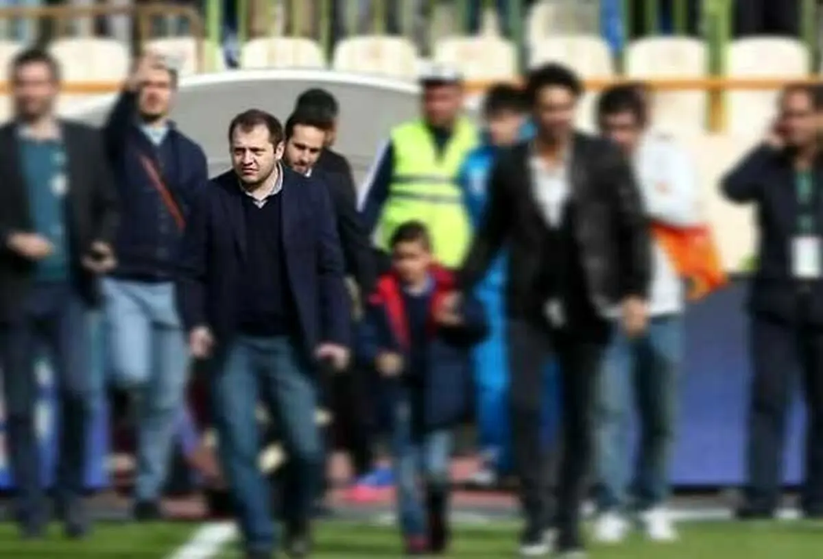 (عکس) قاب یادگاری چهره جنجالی استقلال؛ بچه در کنار قلعه‌نویی، فردوسی‌پور و فرهاد مجیدی!