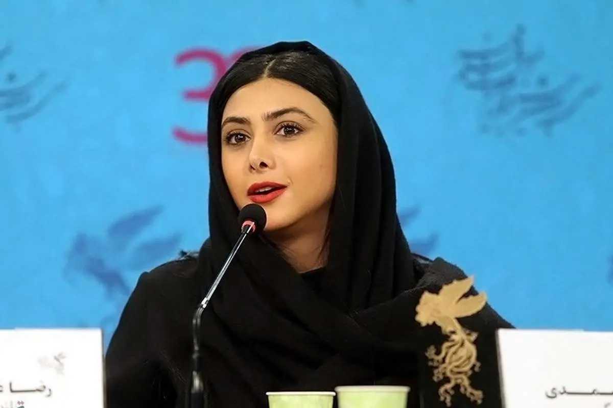 صدور حکم دادگاه «آزاده صمدی» به دلیل کشف حجاب