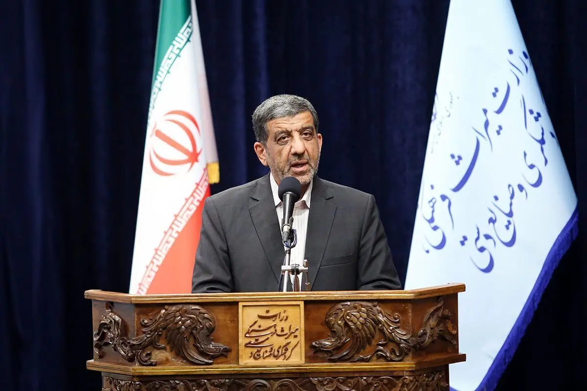 ضرغامی: برنامه‌هایی که تولید شادی دارند دوقطبی‌ها را کم می‌کنند