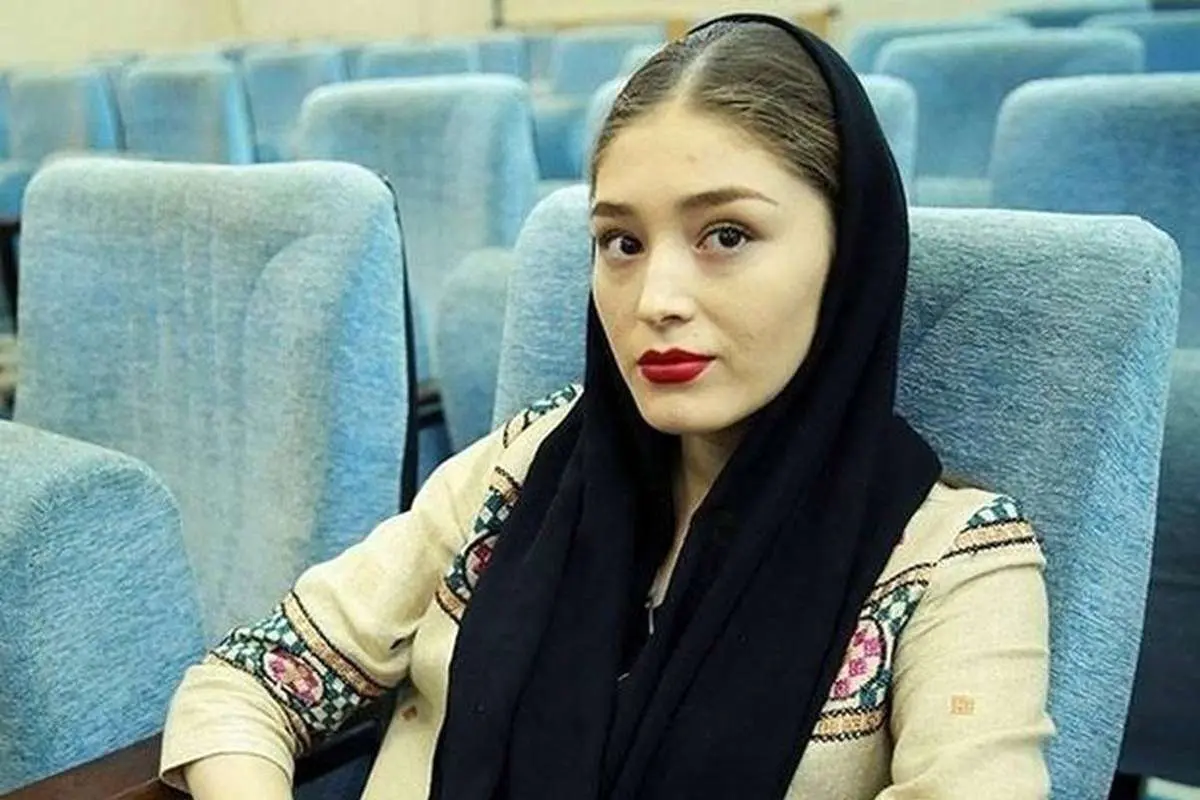 (ویدئو) پاسخ دندانشکن فرشته حسینی به پرسش شیطنتآمیز مجری افغان