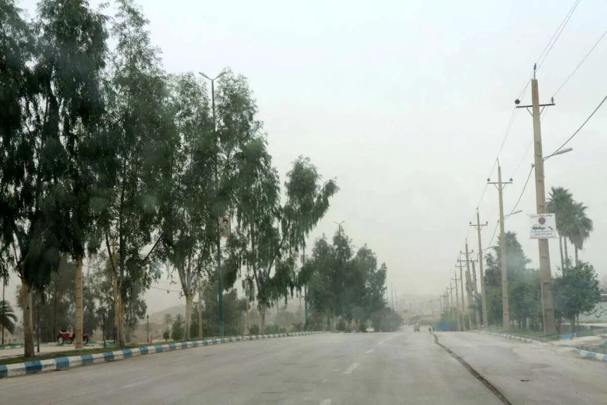 رگبار باران در شمال کشور/ وزش باد شدید و خیزش گرد و خاک در برخی استانها