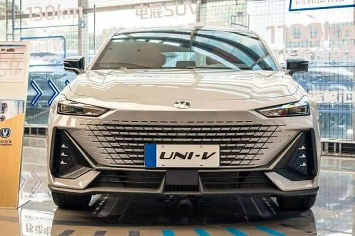 (تصاویر) چانگان UNI-V، سدان اسپرت و جذاب چینی به ایران می‌آید