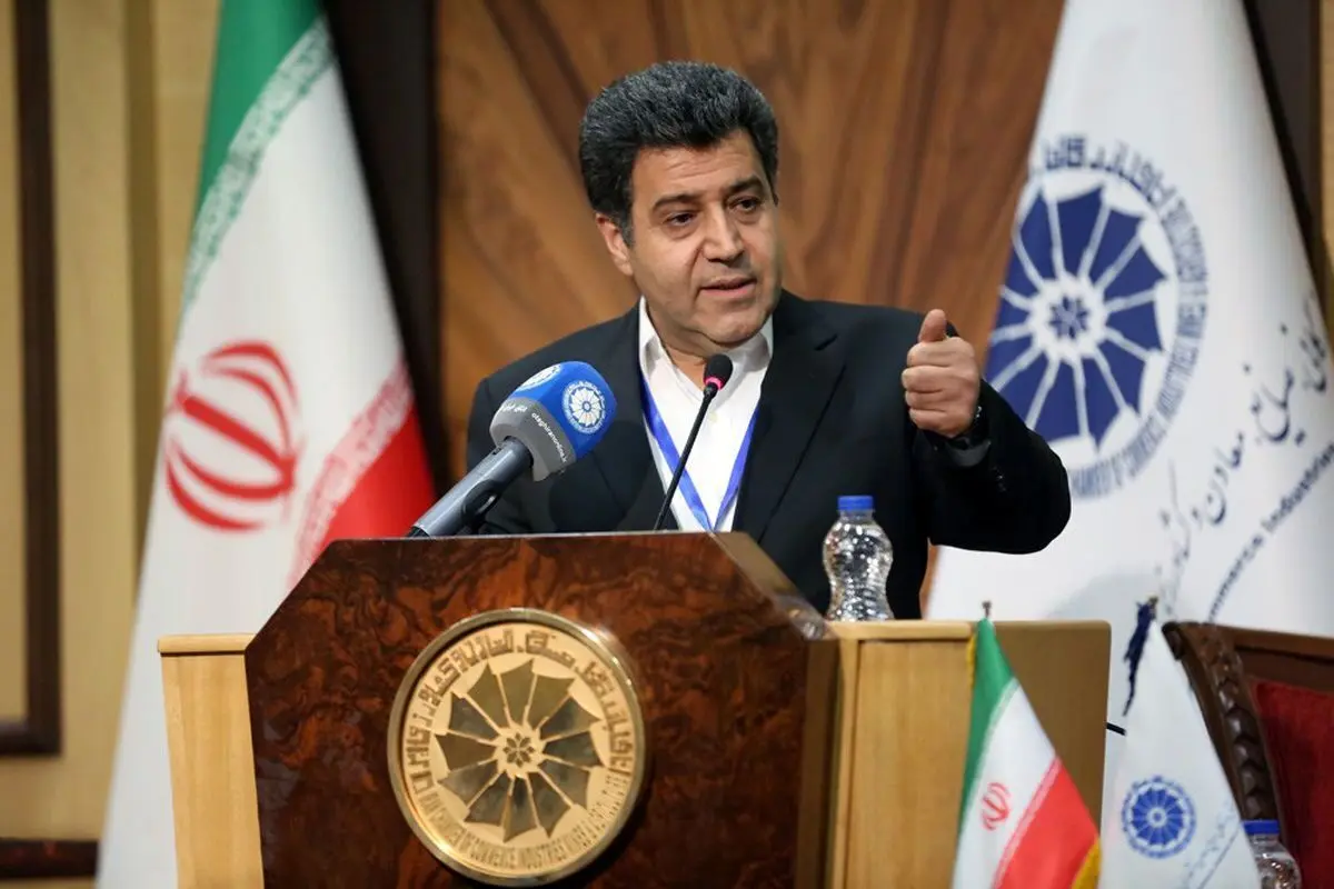 سلاح‌ورزی: اجازه نمی‌دهیم اتاق بازرگانی بنگاه سیاسی شود / تقابلی بین دولت و بخش خصوصی نیست