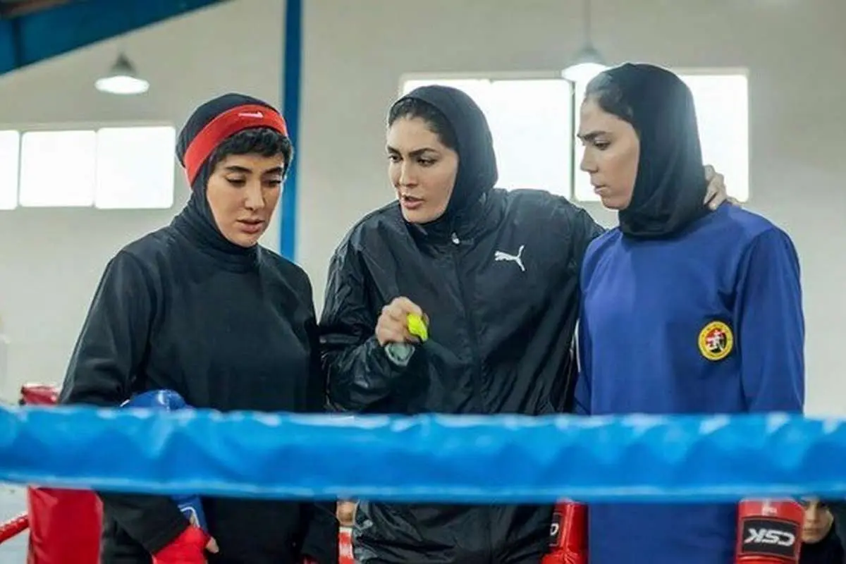 پست ویژه منوچهر هادی برای خواهران منصوریان