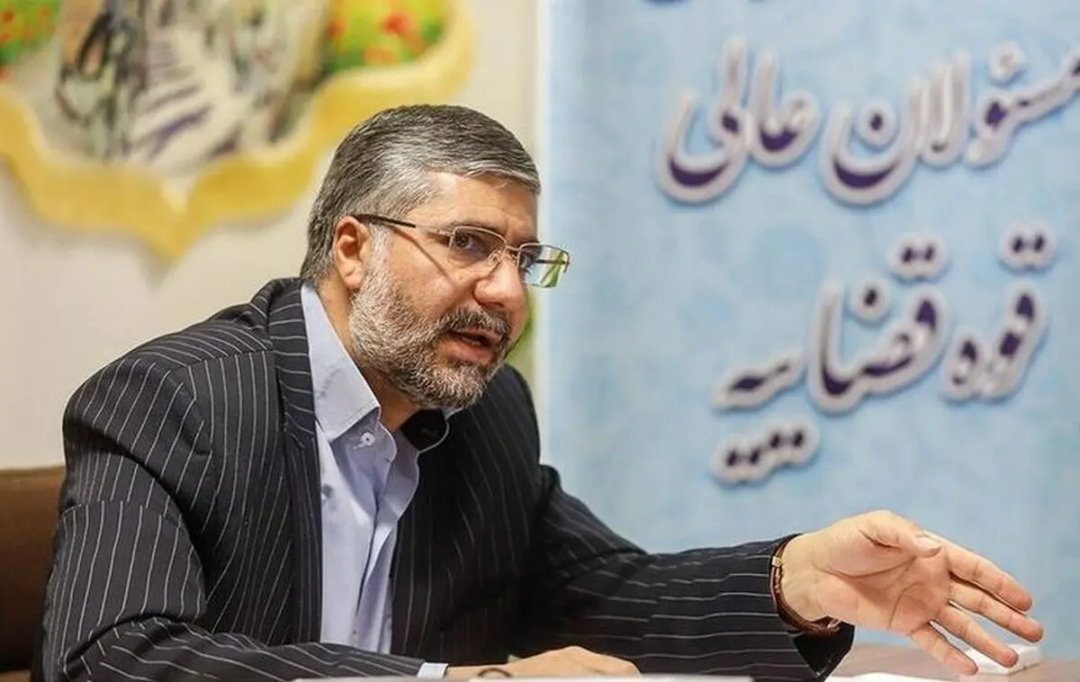 انتقاد یک مقام دستگاه قضا از تجمع اخیر مقابل دفتر قوه‌قضاییه