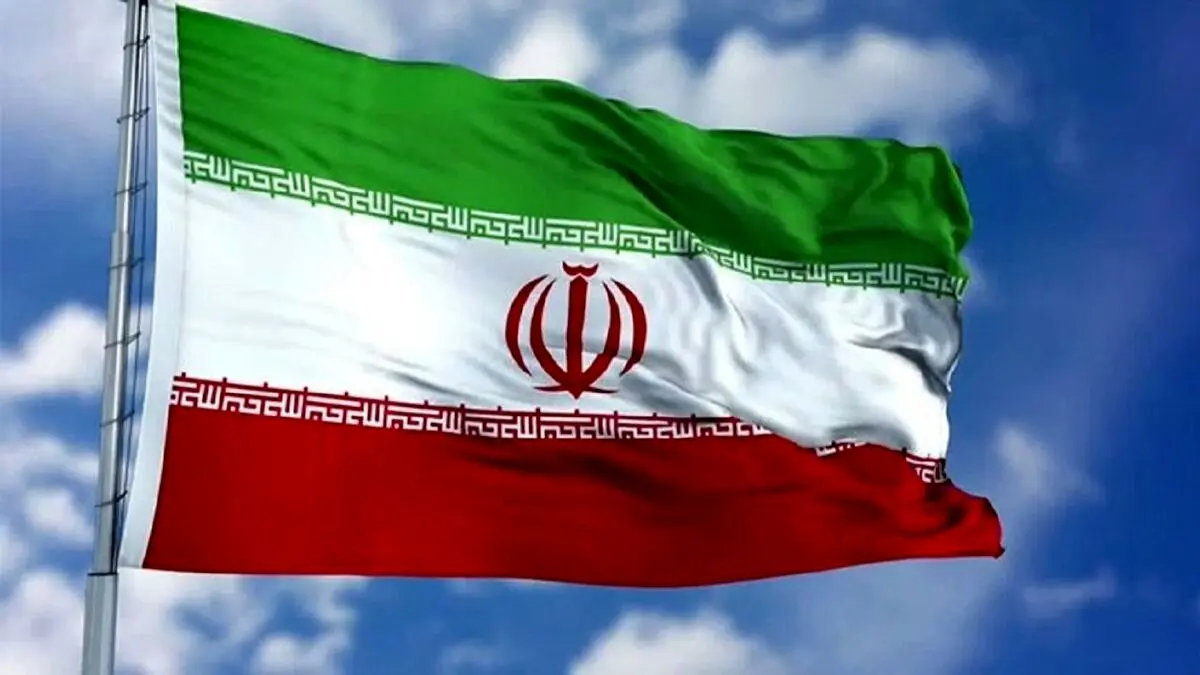 (ویدیو) نحوه برخورد پیرزن عراقی با پرچم ایران