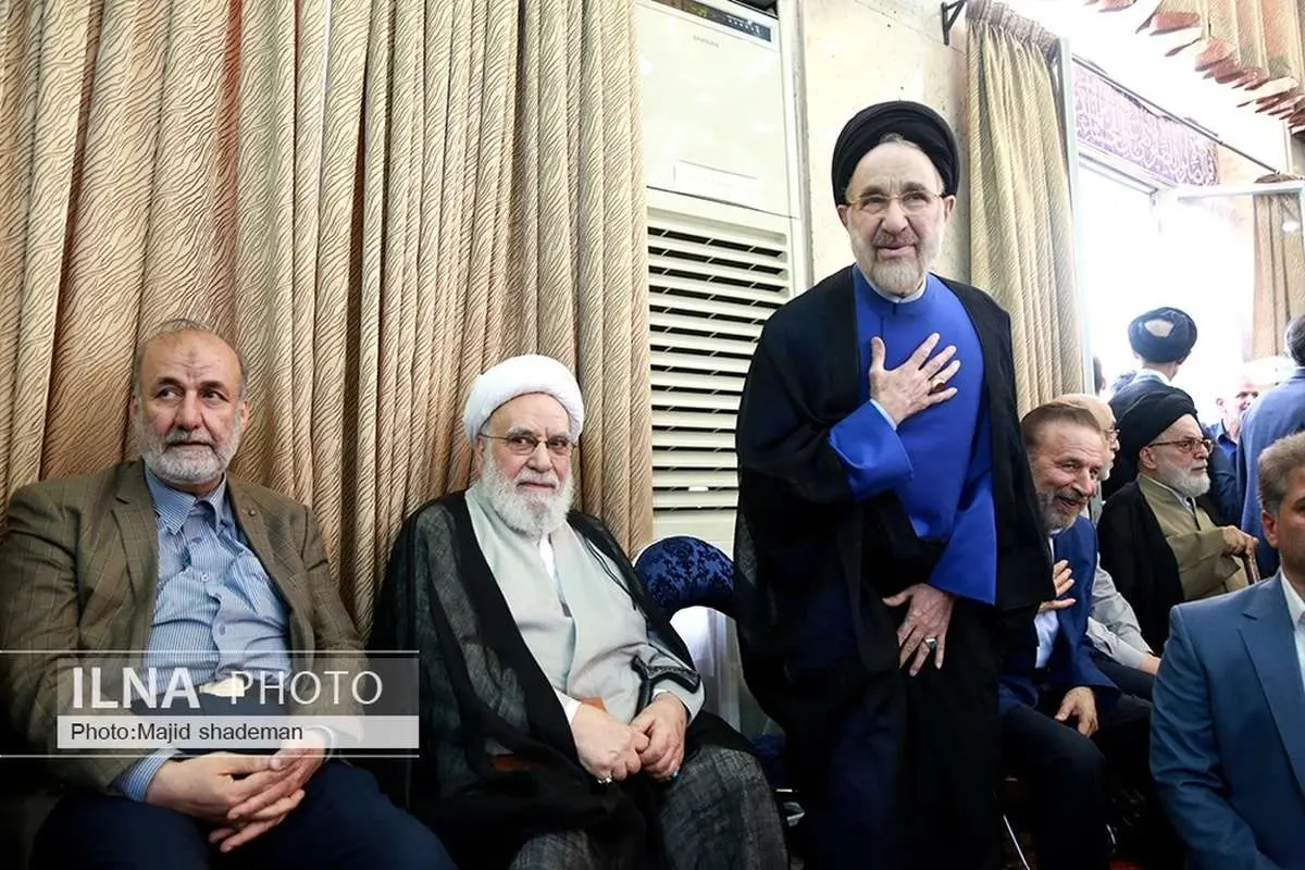 (تصاویر) لاریجانی و خاتمی در مراسم ختم مادر احمد مسجدجامعی