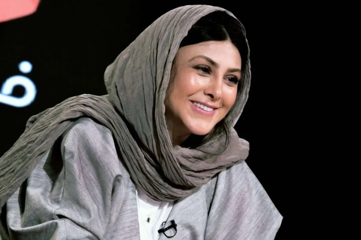 وکیل آزاده صمدی: مراتب و موارد غیرواقعی به موکلم نسبت داده شده