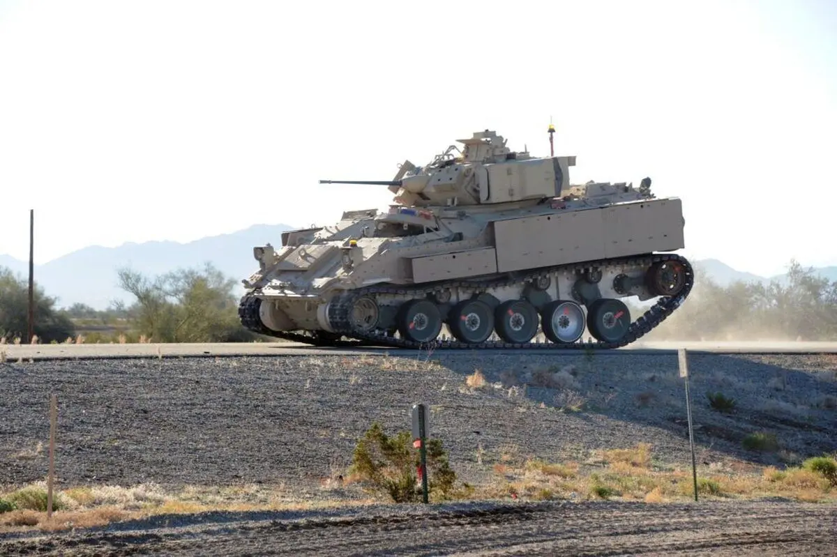 جانشین M۲ Bradley بعد از ۴۰ سال می‌آید