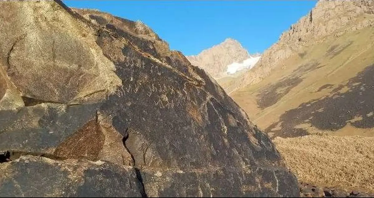 (تصاویر) کشف یک زبان ایرانی باستانی از دل کتیبه‌های رازآلود کوشانی!