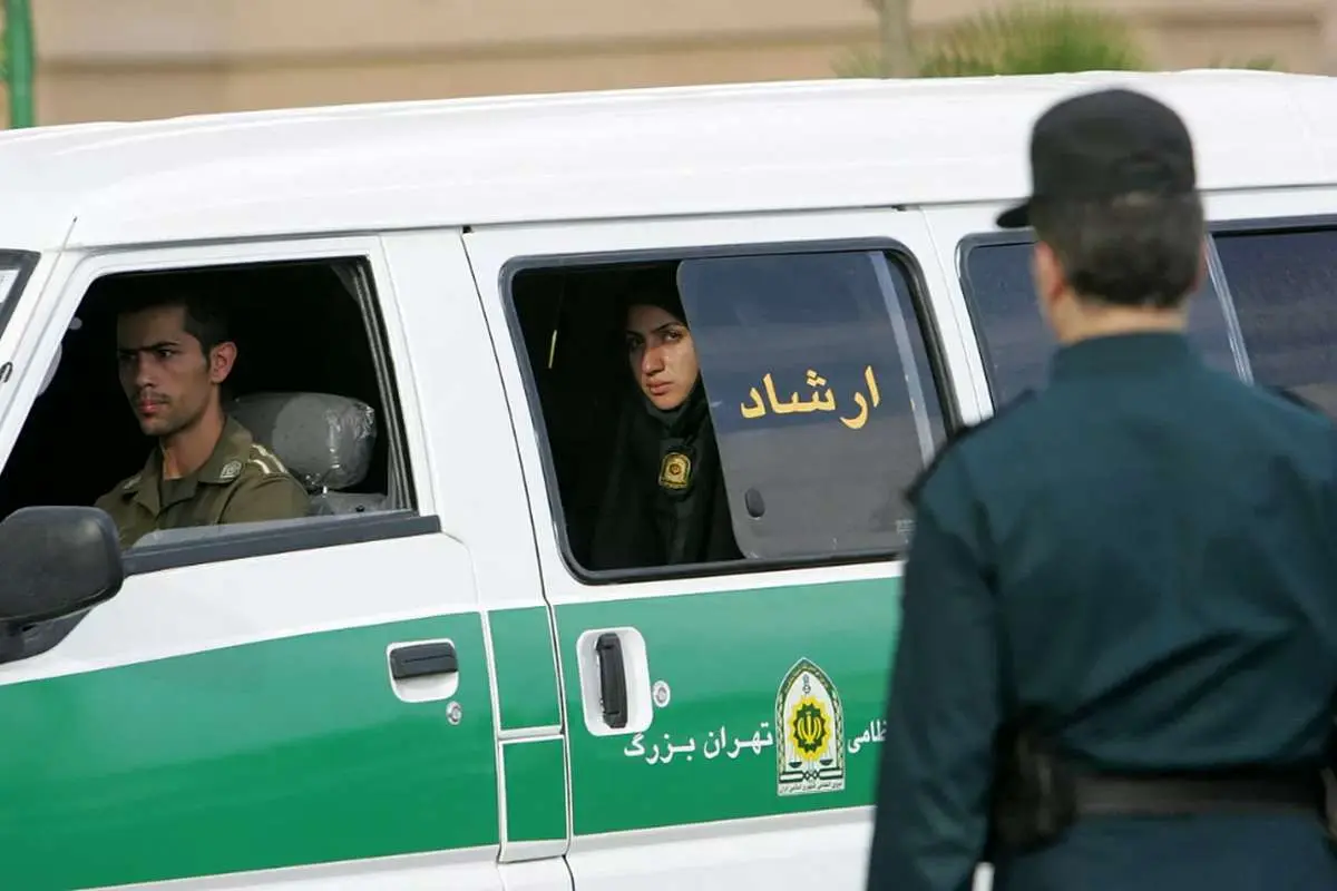 جوان: فیلمهای مجعول برای ایجاد تقابل زنان با حاکمیت توزیع شده است