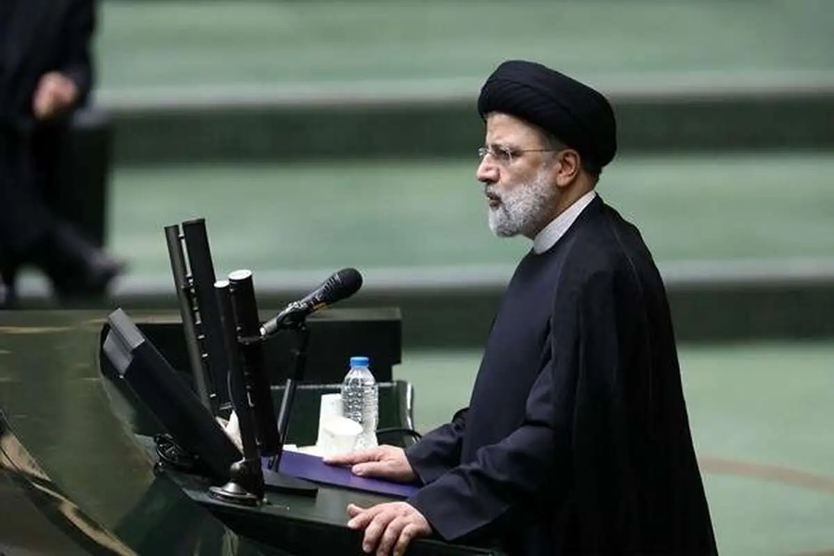 رئیس جمهور از مجلس تذکر گرفت