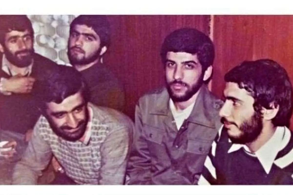 (تصویر) شام عروسی عزتالله ضرغامی و تیپ متفاوت آقای داماد