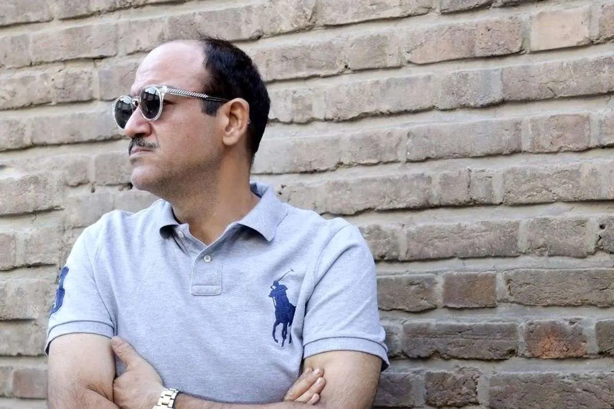 (ویدئو) ذوق‌زدگی جنجالی مهران غفوریان از دیدن مرسدس بنز مایباخ